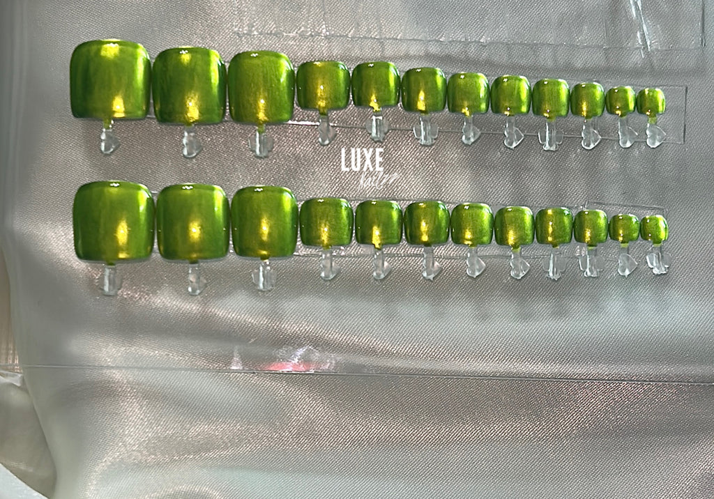 Green Chrome Toez